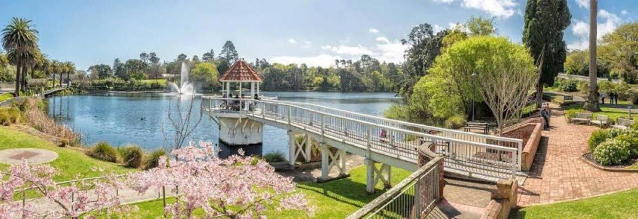 Le Riva Bed And Breakfast By The Beach ワンガヌイ エクステリア 写真