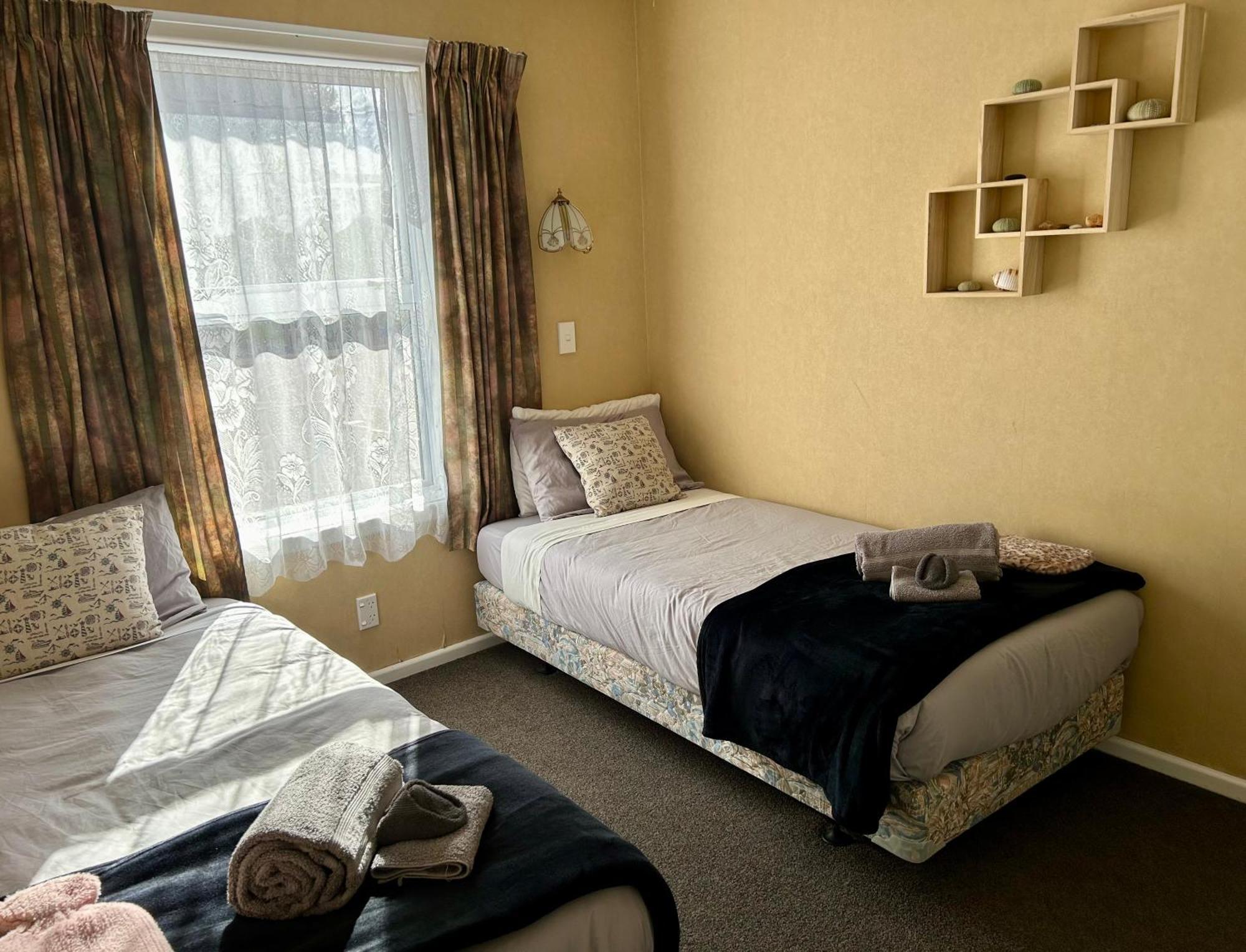 Le Riva Bed And Breakfast By The Beach ワンガヌイ エクステリア 写真